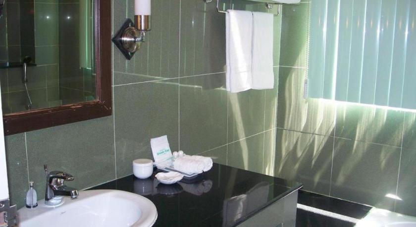 Kasem Garden Hotel Surin Ban Nong Tao Kültér fotó