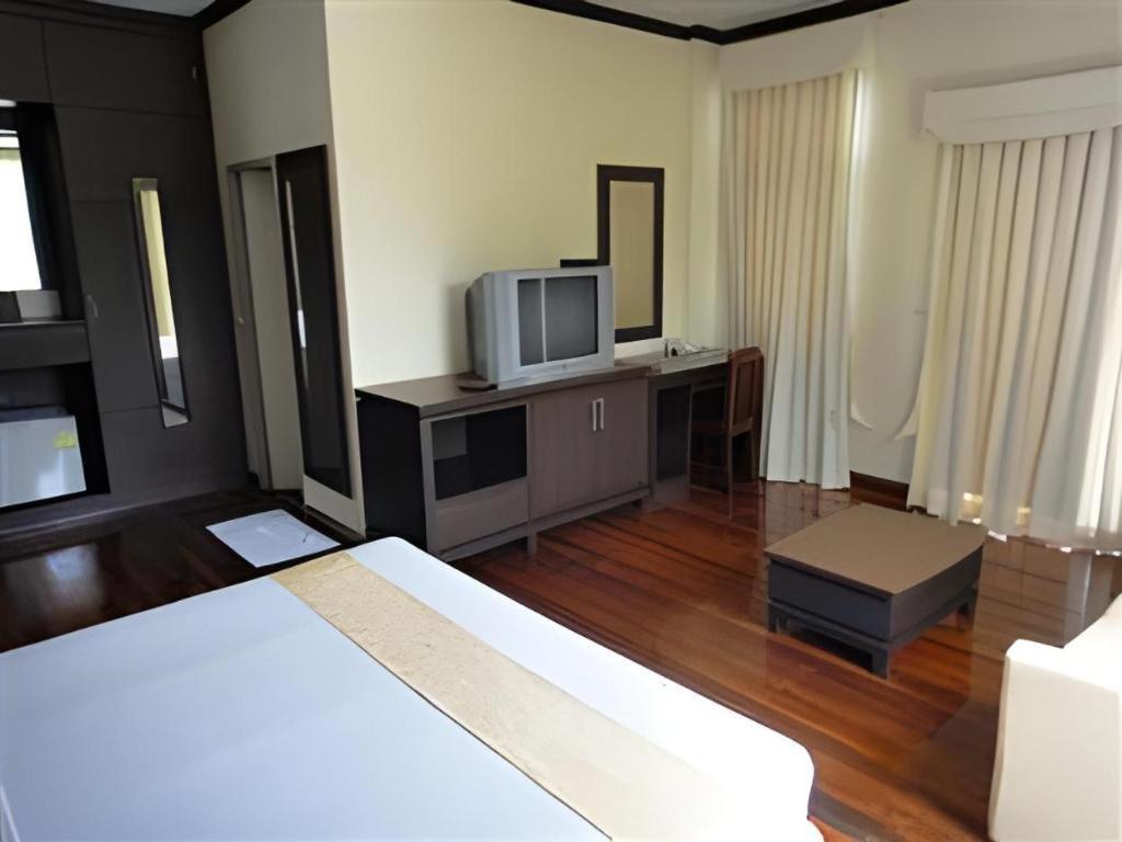 Kasem Garden Hotel Surin Ban Nong Tao Kültér fotó