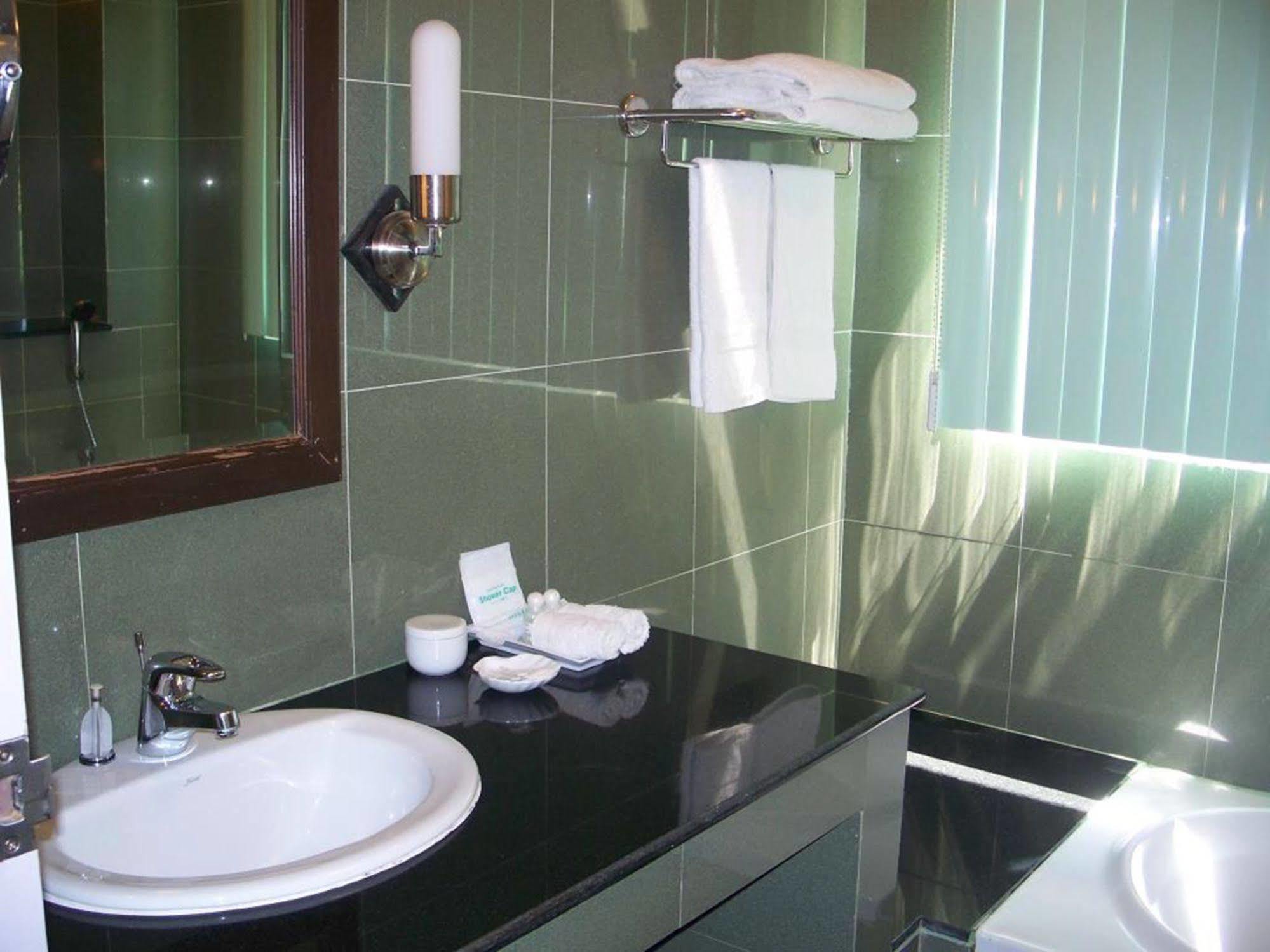 Kasem Garden Hotel Surin Ban Nong Tao Kültér fotó